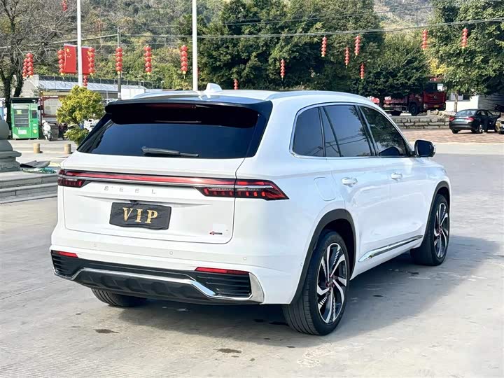 Фото 4 - Geely Monjaro