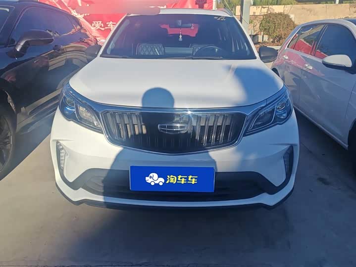Фото 2 - Geely Vision X3