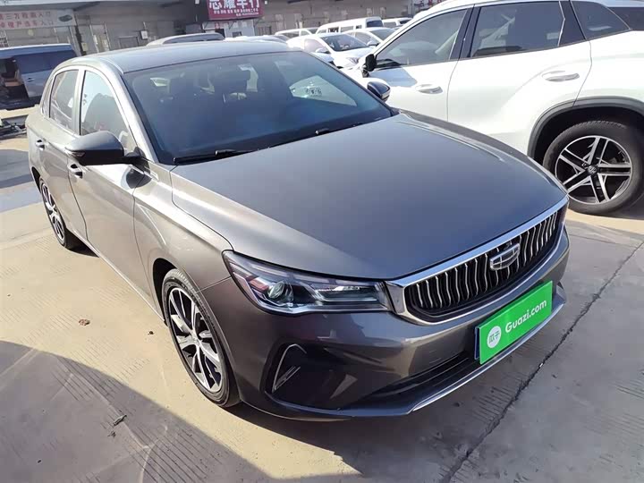 Фото 4 - Geely Emgrand