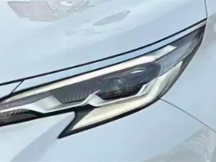 Фото 5 - Toyota Sienna