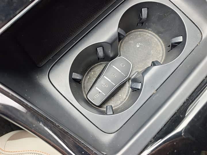 Фото 9 - BYD Qin Plus