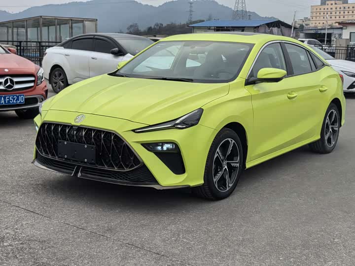 Фото 2 - MG Motor 5 Scorpio