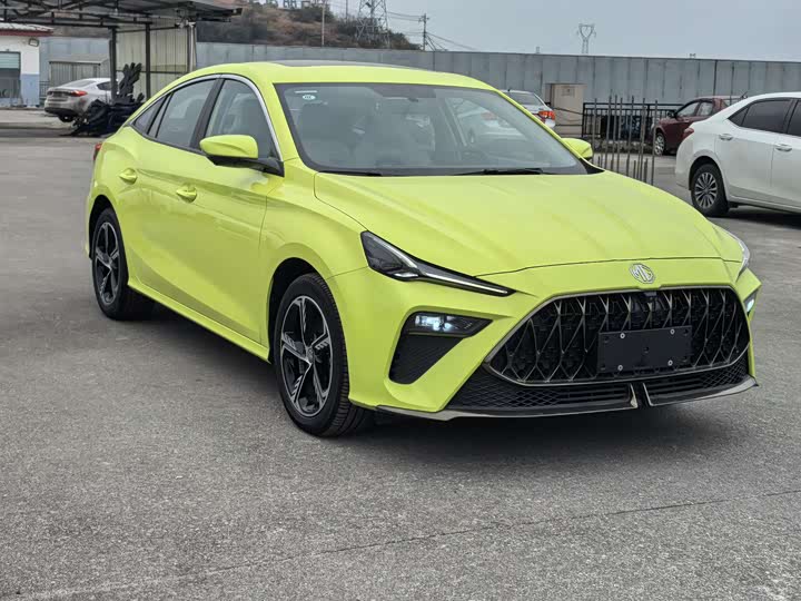 Фото 3 - MG Motor 5 Scorpio