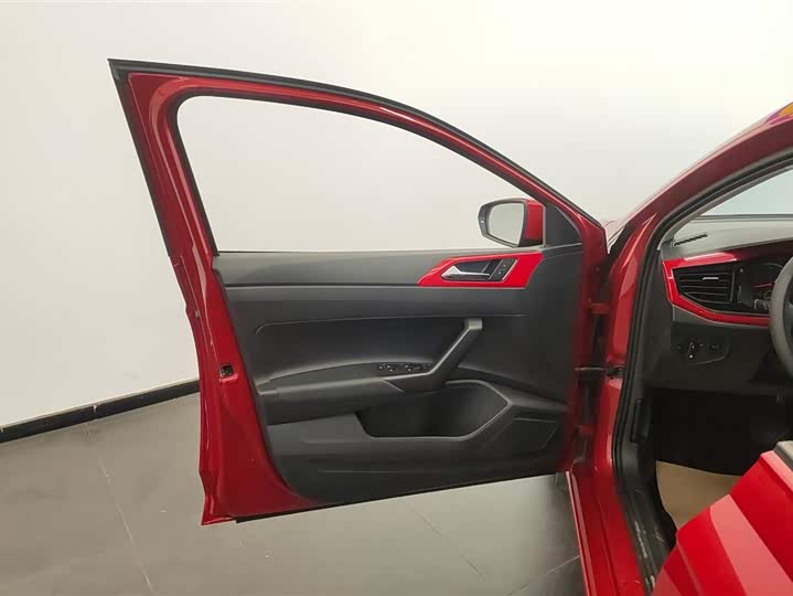 Фото 7 - Volkswagen Polo