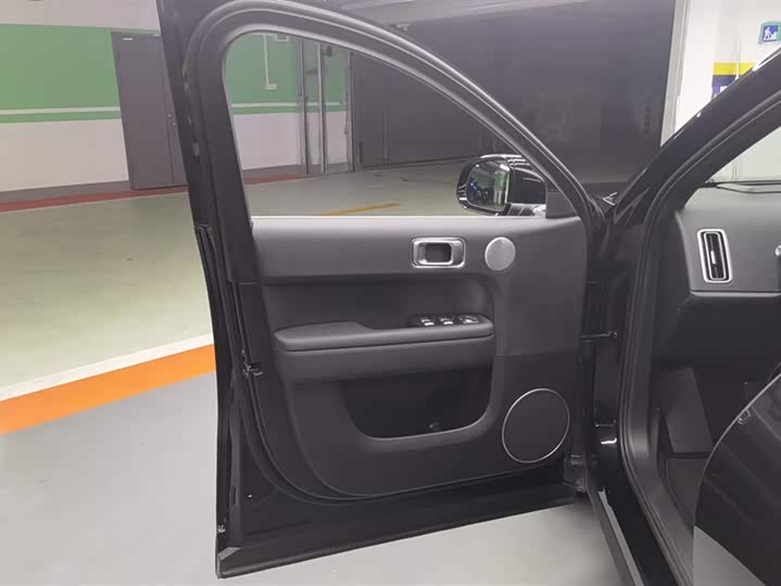 Фото 7 - LiXiang L6