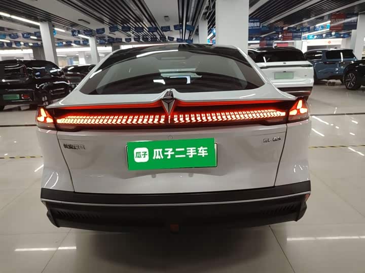 Фото 6 - Changan Deepal SL03