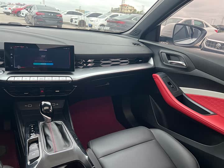 Фото 8 - MG Motor 5