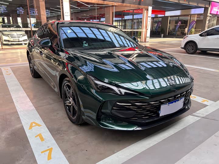 Фото 3 - MG Motor 7