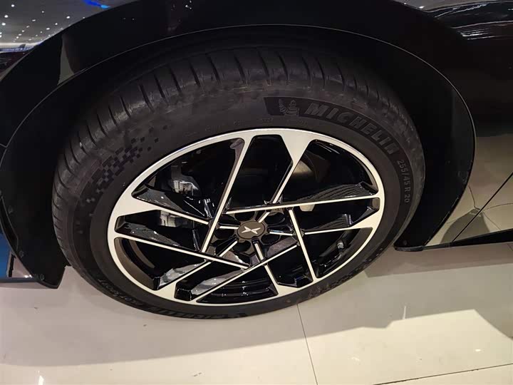 Фото 5 - XPeng F57