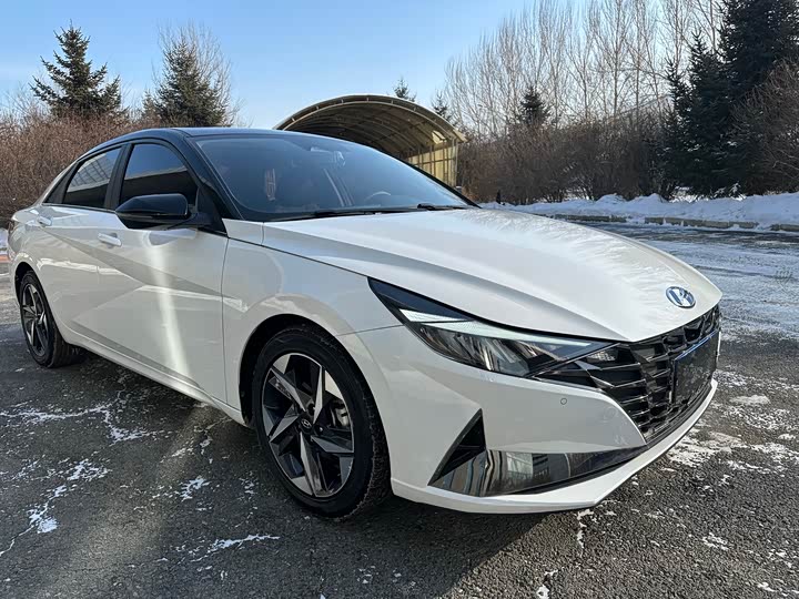 Фото 3 - Hyundai Elantra N line