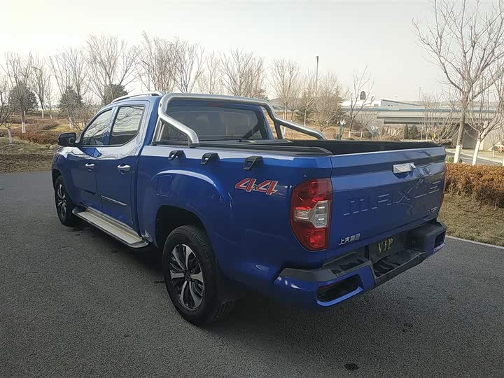 Фото 5 - Maxus T70