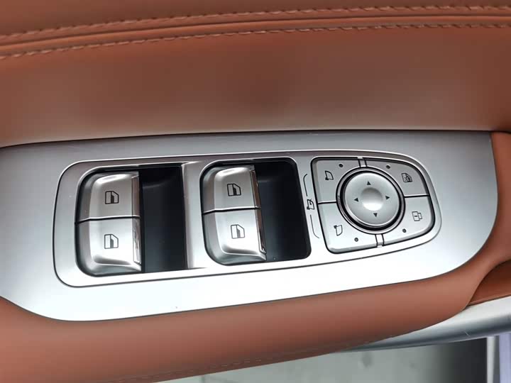 Фото 9 - Ora Lightning Cat (07)