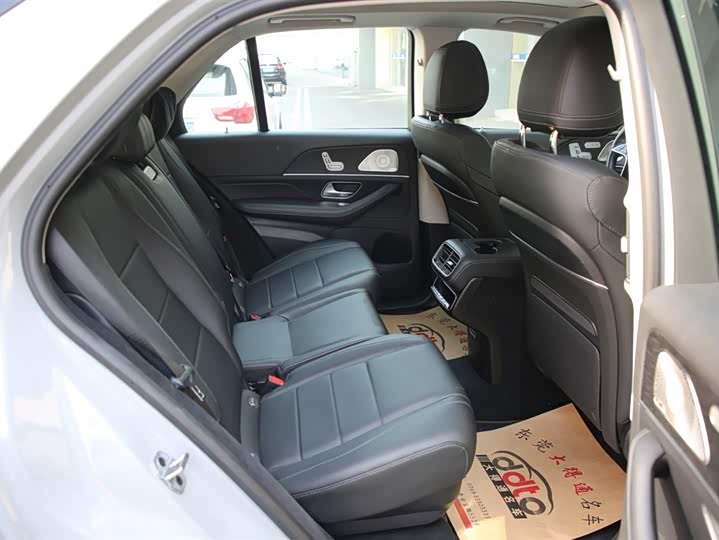 Фото 7 - Mercedes-Benz GLE-Class