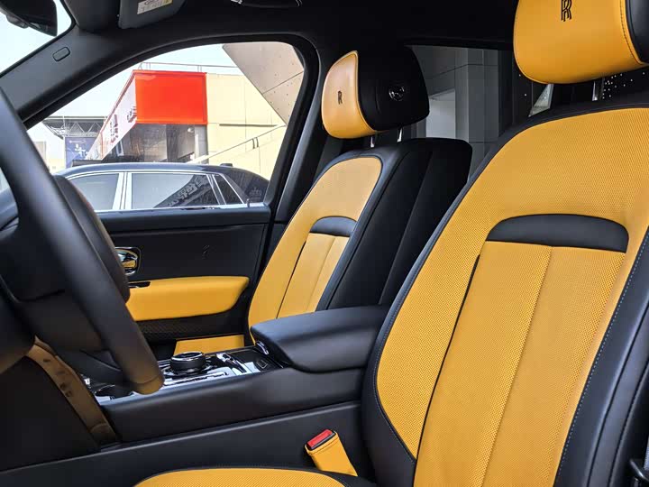 Фото 7 - Rolls-Royce Cullinan