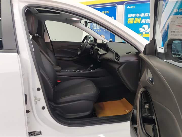 Фото 8 - Buick Verano