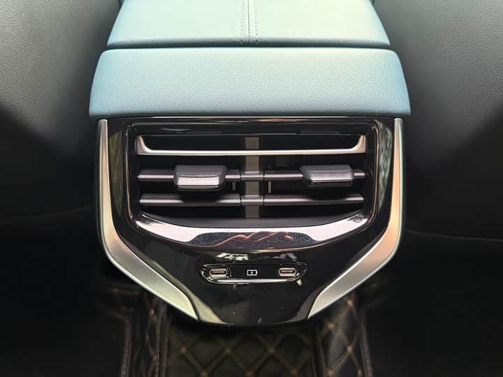 Фото 9 - MG Motor 7