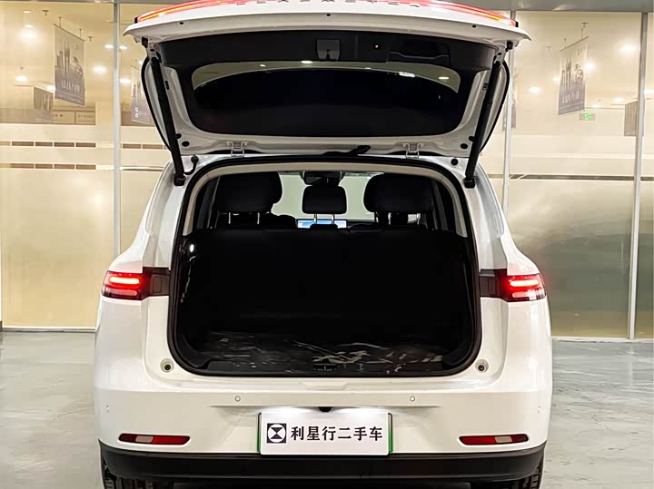 Фото 6 - Leapmotor C10