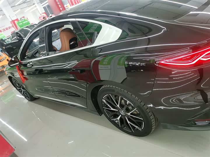 Фото 5 - BYD Han