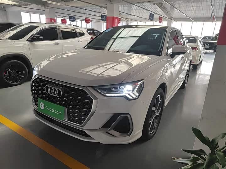 Фото 1 - Audi Q3 Sportback