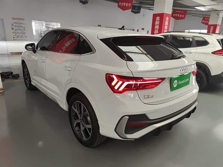 Фото 5 - Audi Q3 Sportback