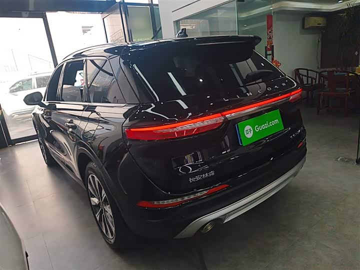 Фото 5 - Lincoln Corsair