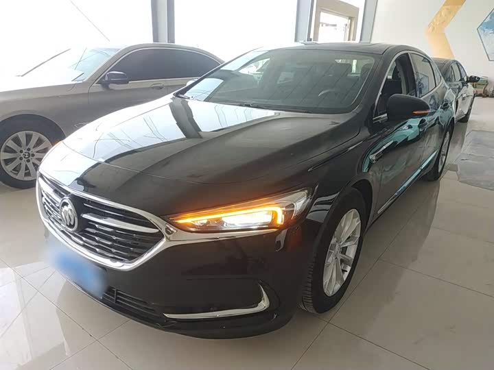 Фото 2 - Buick LaCrosse