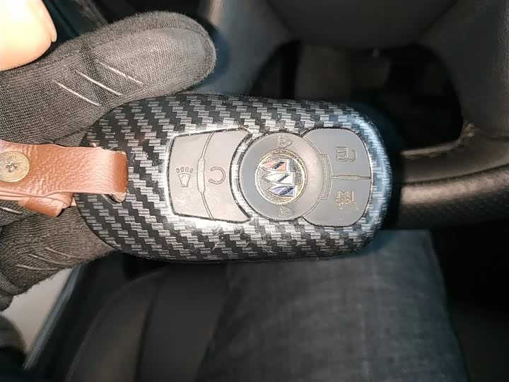 Фото 9 - Buick LaCrosse