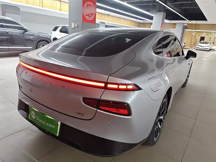 Фото 7 - XPeng P7