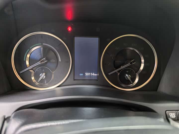 Фото 5 - Toyota Alphard