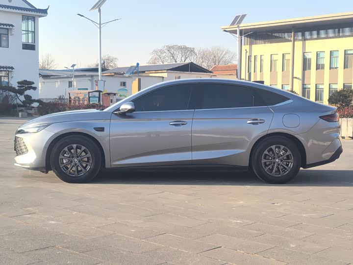 Фото 5 - BYD Qin L