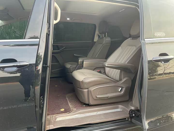 Фото 8 - Volkswagen Viloran