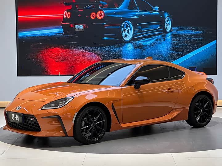 Фото 1 - Toyota GR86