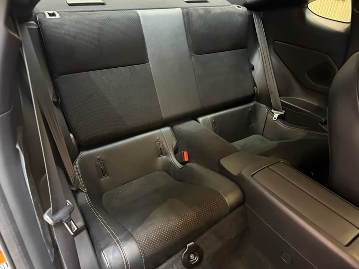 Фото 9 - Toyota GR86