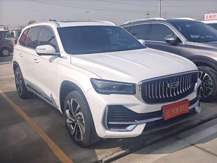 Фото 3 - Geely Monjaro