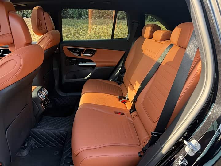 Фото 9 - Mercedes-Benz GLC-Class