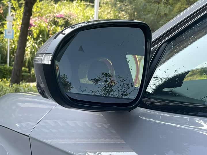 Фото 6 - BYD Han