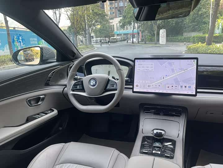 Фото 8 - BYD Han