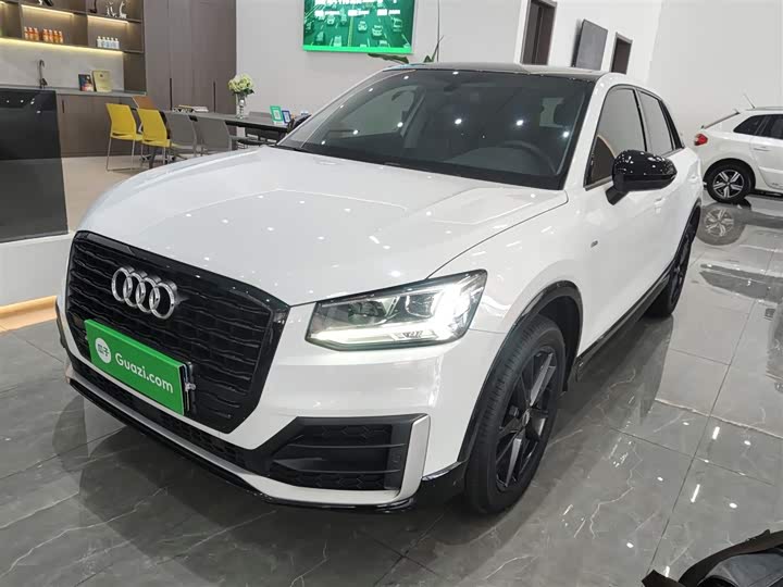 Фото 1 - Audi Q2L