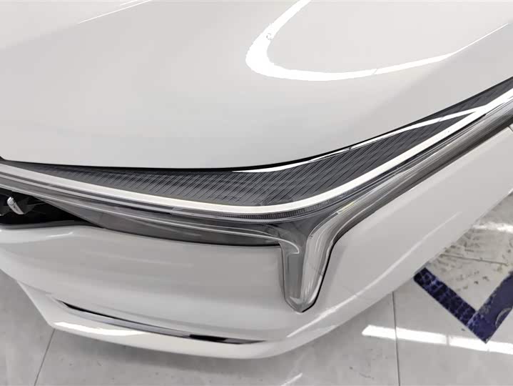 Фото 5 - Bestune B70