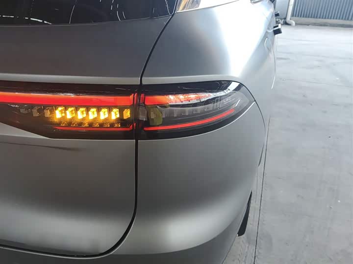 Фото 8 - Chery Tiggo 8L