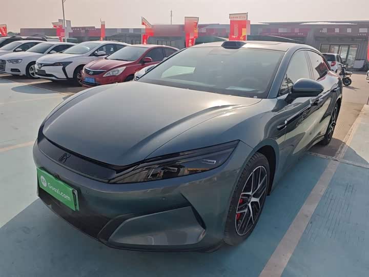 Фото 2 - BYD Han L