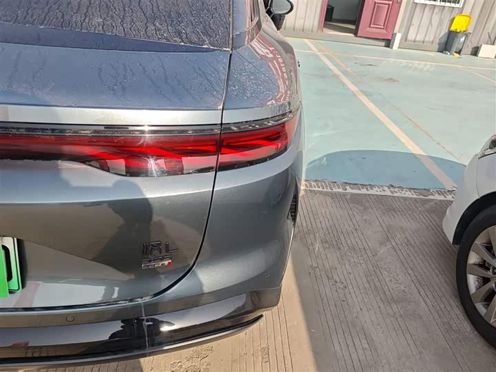 Фото 8 - BYD Han L