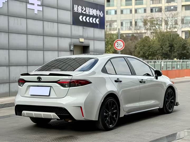 Фото 5 - Toyota Levin