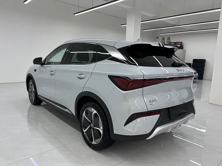 Фото 6 - BYD Yuan Plus