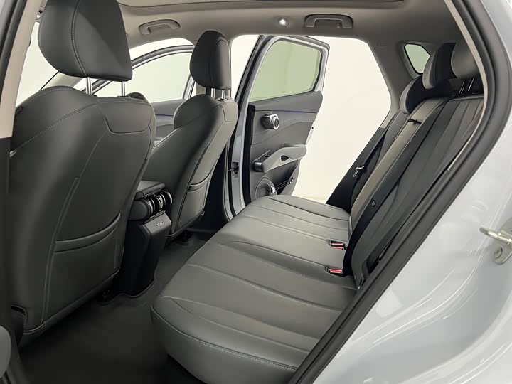 Фото 9 - BYD Yuan Plus