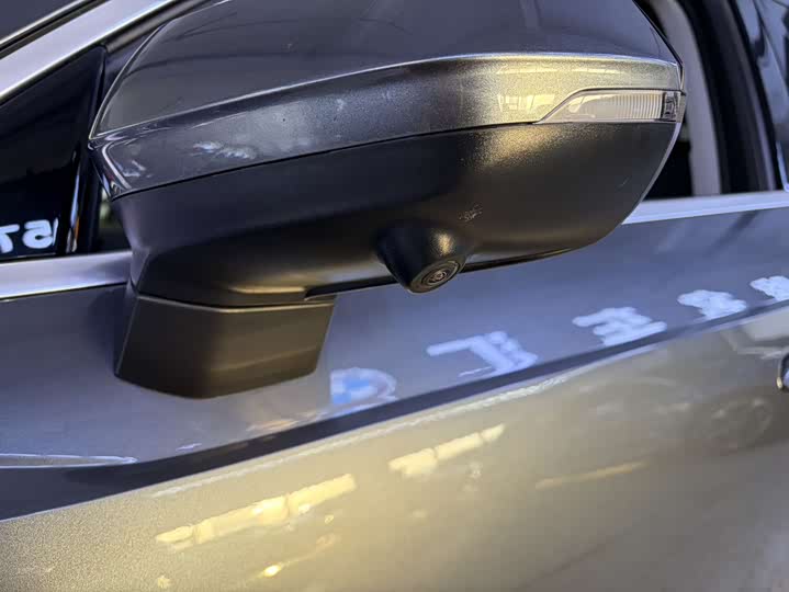 Фото 5 - Audi Q3