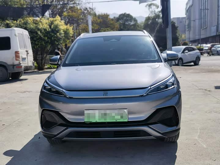 Фото 2 - BYD Yuan Plus