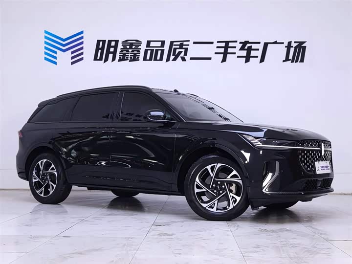 Фото 5 - Lincoln Nautilus