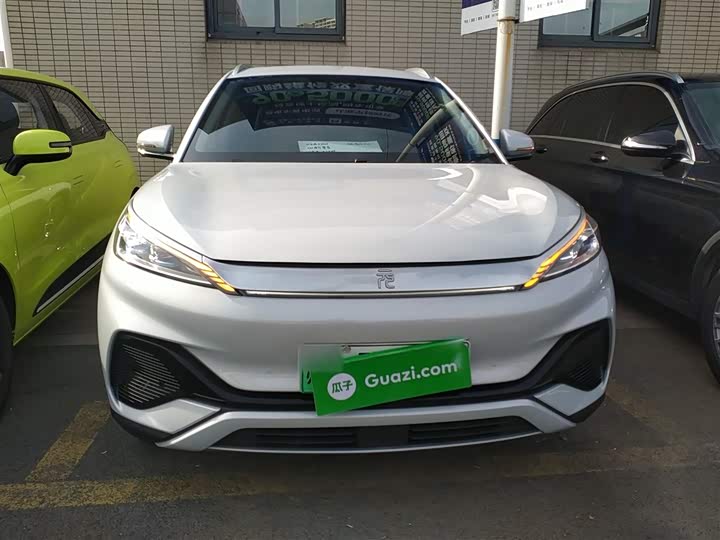 Фото 3 - BYD Yuan Plus