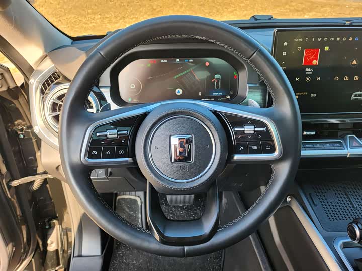 Фото 7 - Tank 400 Hybrid